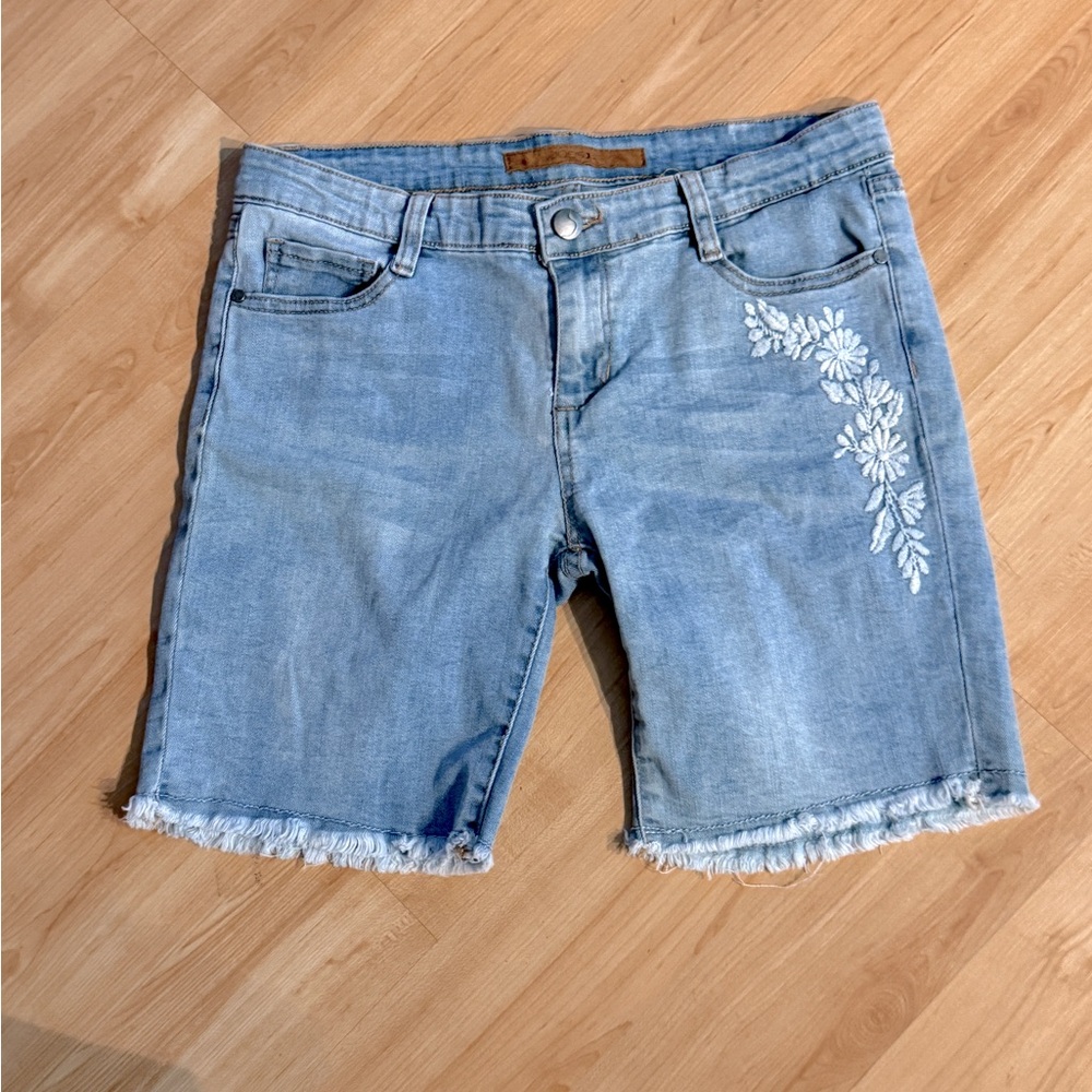 Joe's Jeans Light Blue Embroidered Floral Denim Shorts - girls size 16.